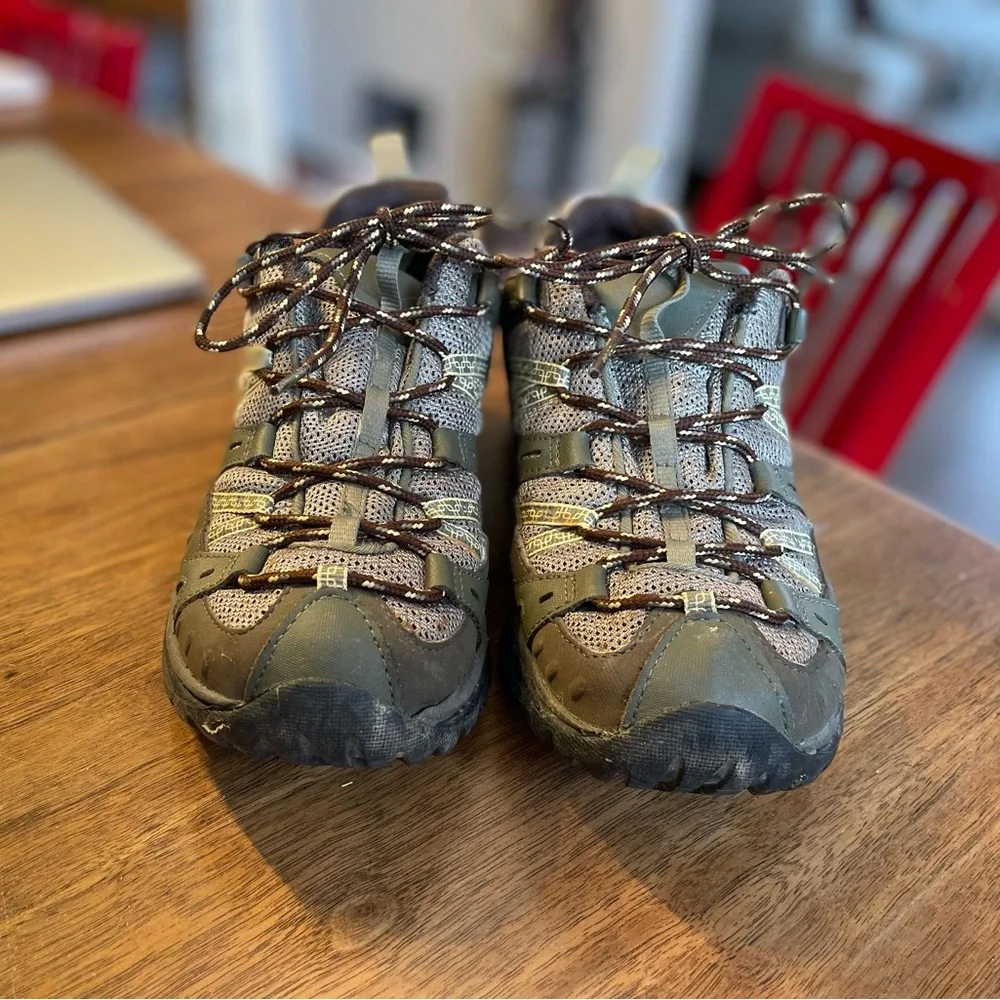 Merrell Brindle Waterproof hiking shoes